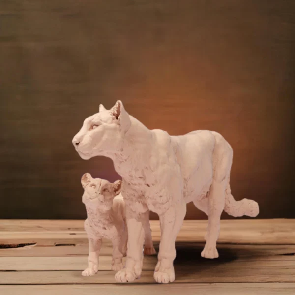 Figurines de puma et de son petit en résine à l'échelle 1/24, non peintes, détails réalistes, parfaites pour les collections et la décoration.