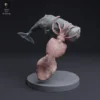 Figurine détaillée d'un combat entre un calmar colossal et un cachalot à l'échelle 1/100, capturant fidèlement les caractéristiques physiques des animaux. Idéale pour les collectionneurs, les amateurs de modèles réduits et les artistes cherchant à créer des dioramas réalistes.