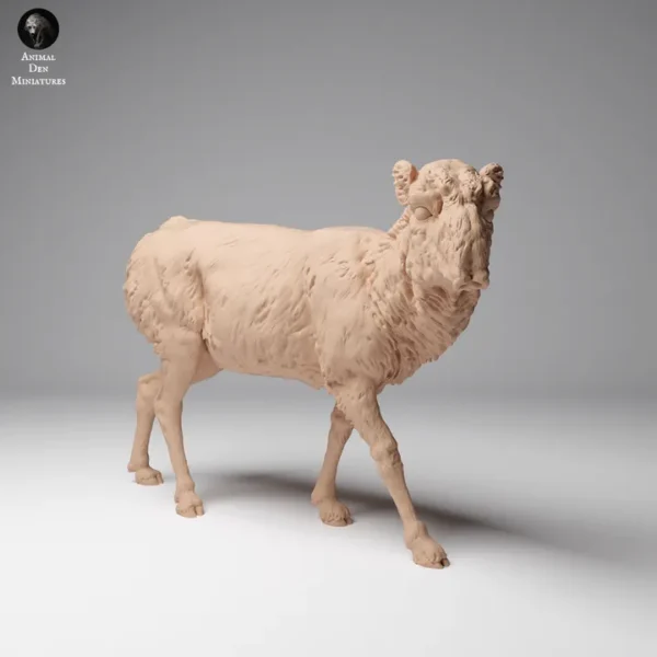 Antilope saiga femelle pelage hivere (6) Figurine à peindre représentant une femelle saïga de Mongolie en pelage d'hiver à l'échelle 1/24, parfaite pour les projets artistiques et les dioramas.