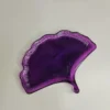 Vide-poche en forme de feuille avec couleur violette, parfait pour ranger des petits objets.