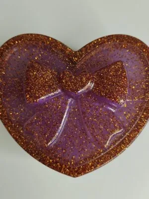 Boîte violette en résine époxy avec paillettes dorées – 10x9x5 cm