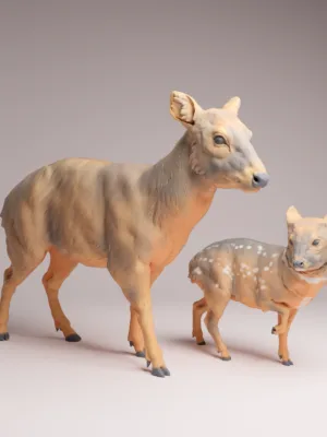 figurine-pudu-adulte-resine-profil Une figurine de pudu adulte en résine beige clair, photographiée de profil, montrant ses oreilles dressées et la fine texture de son pelage réaliste.