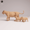 Lionne et lionceaux miniature 1/24 détails famille modélisme