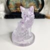 Mise en situation de la décoration loup moderne sur un meuble lumineux.