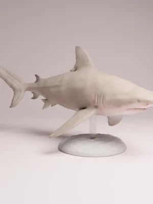 figurine-requin-bouledogue-resine-brute Figurine requin bouledogue en résine brute à peindre, échelle 1/32, vue de profil montrant la nage dynamique.