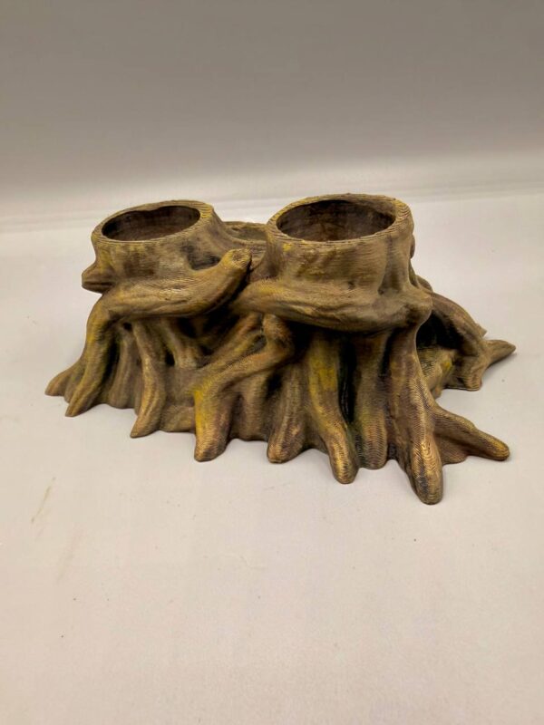 Kit brut en PLA décliné en trois tailles pour cet abri pour reptile et poisson en forme de racines.