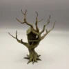 detail-branches-escalade-araignee Gros plan sur les multiples branches nues et sinueuses de cette décoration terrarium arbre fantastique, montrant les différentes textures offrant de belles prises pour la grimpe.